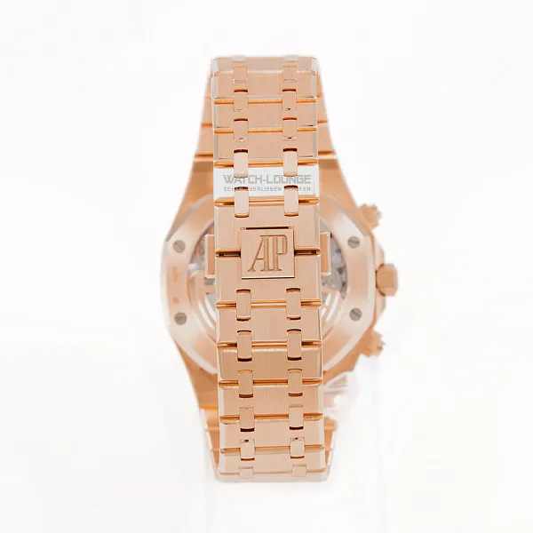 17721_watchlounge_lo.jpg