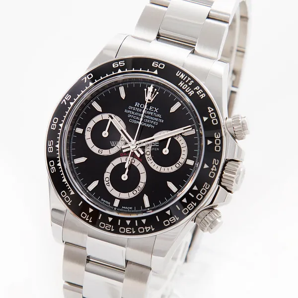 17743_watchlounge_lo_1.jpg