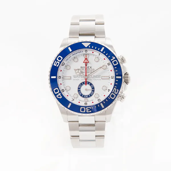 17768_watchlounge_lo.jpg