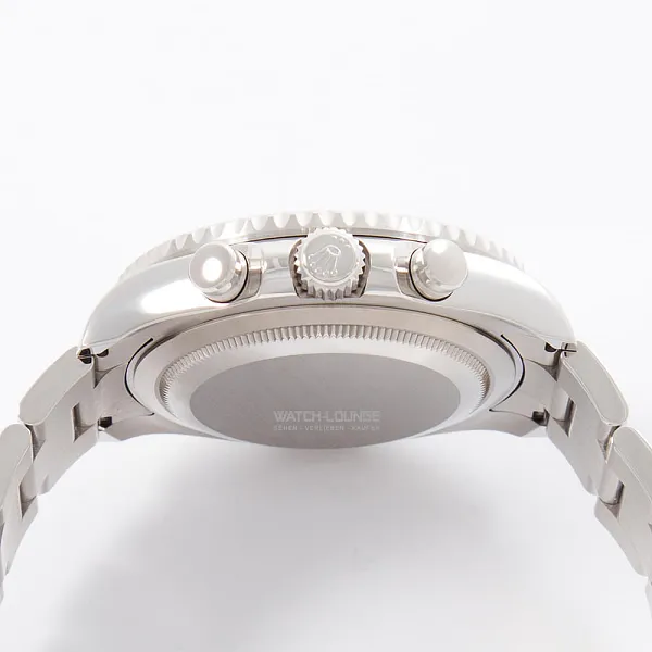 17771_watchlounge_lo.jpg
