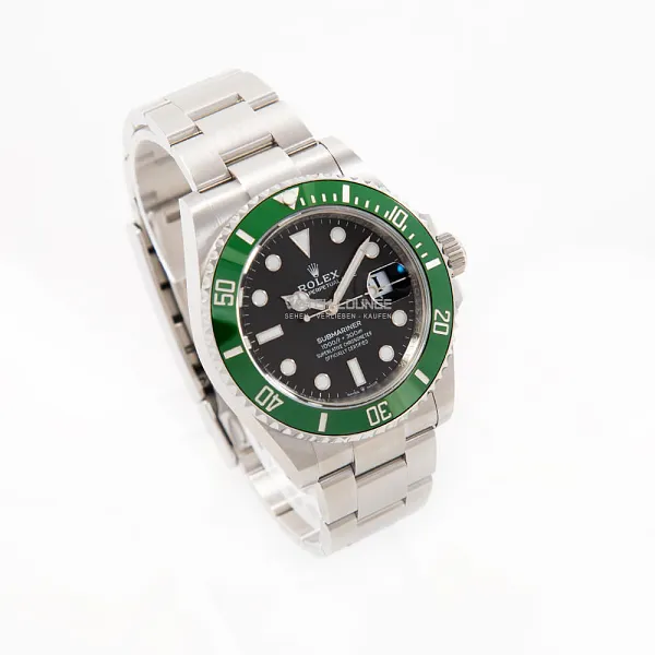 17780_watchlounge_lo.jpg