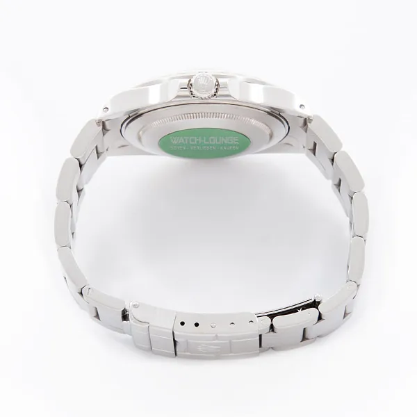 17795_watchlounge_lo.jpg