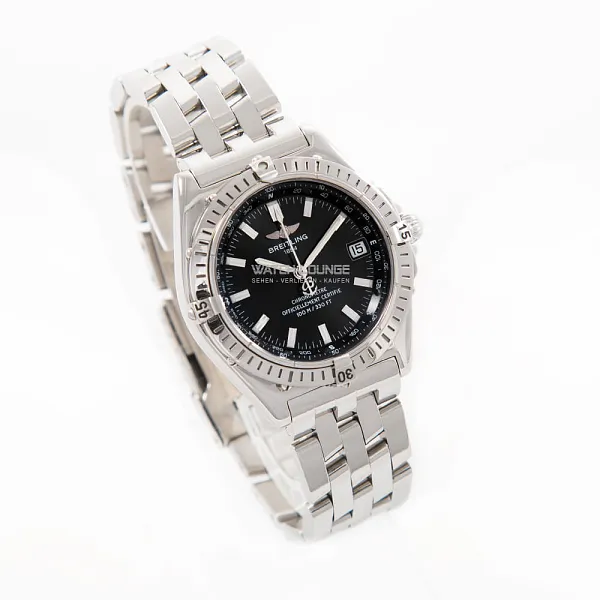 17803_watchlounge_lo.jpg