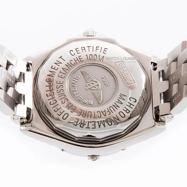 17807_watchlounge_lo.jpg