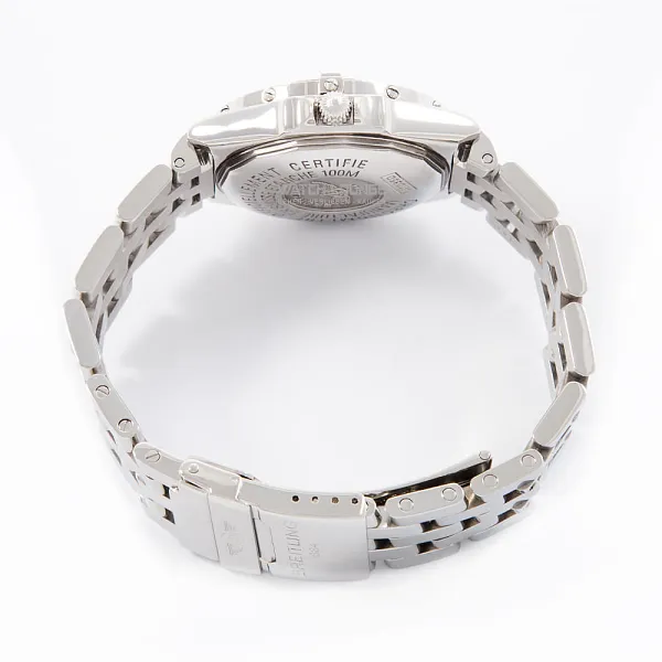 17808_watchlounge_lo.jpg