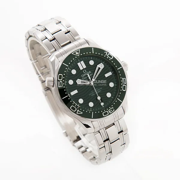 17917_watchlounge_lo.jpg