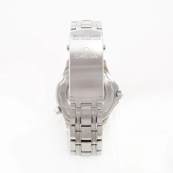 17923_watchlounge_lo.jpg