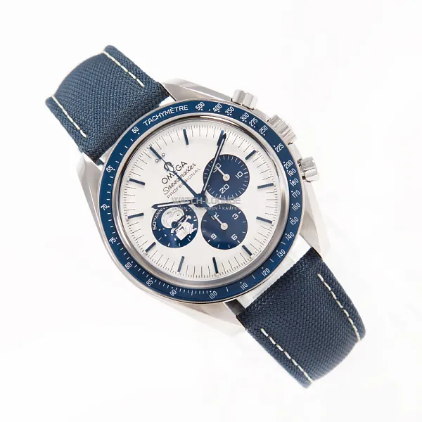 17926_watchlounge_lo.jpg
