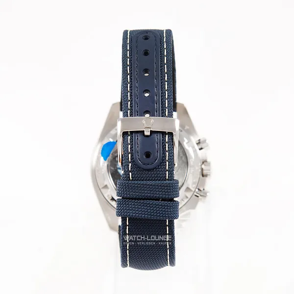 17934_watchlounge_lo.jpg