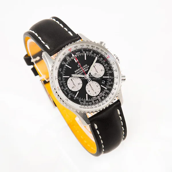 17953_watchlounge_lo.jpg