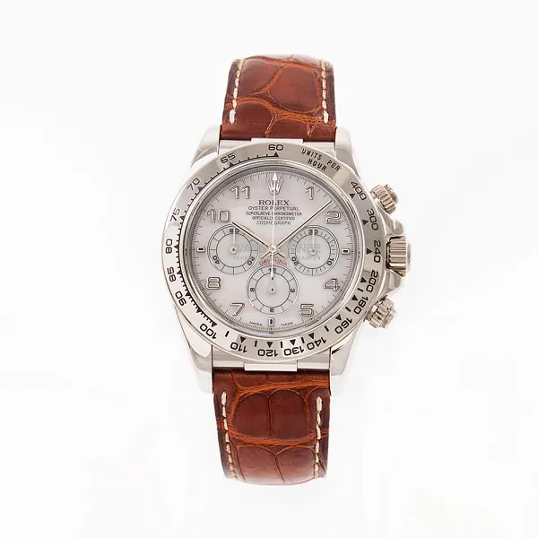 17986_watchlounge_lo.jpg