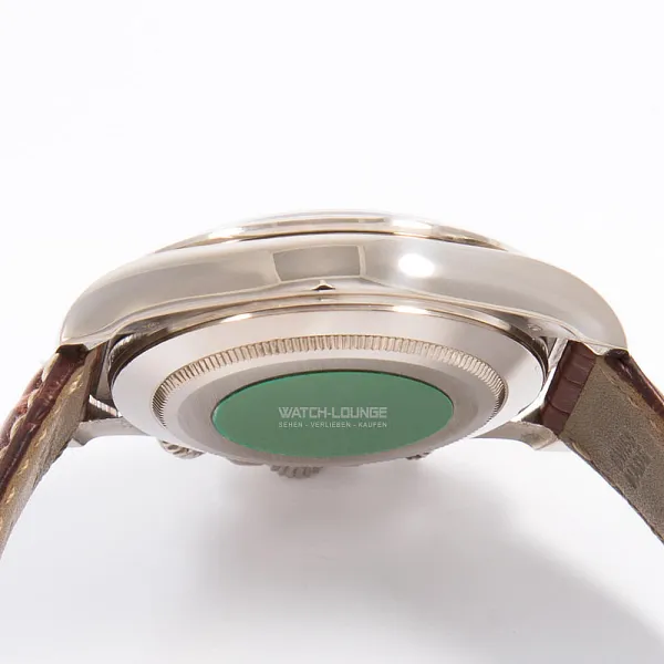 17990_watchlounge_lo.jpg