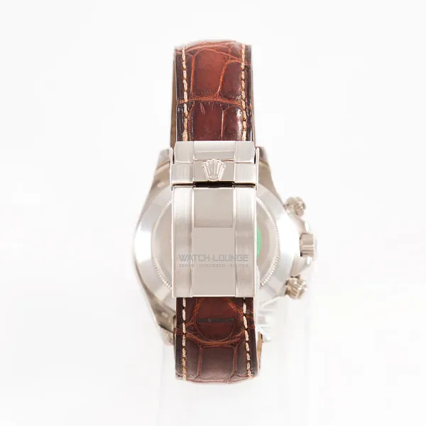 17992_watchlounge_lo.jpg