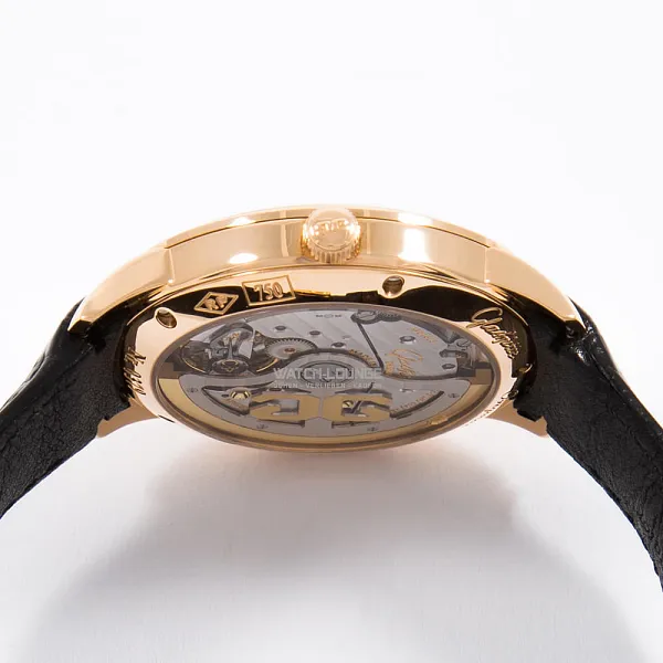 17999_watchlounge_lo.jpg