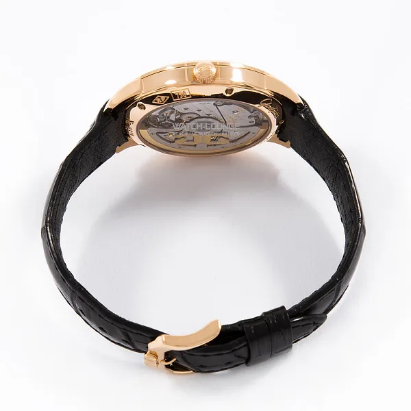18002_watchlounge_lo.jpg