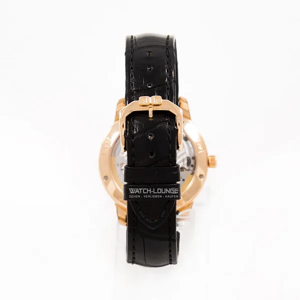 18003_watchlounge_lo.jpg