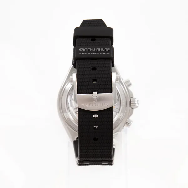 18017_watchlounge_lo.jpg