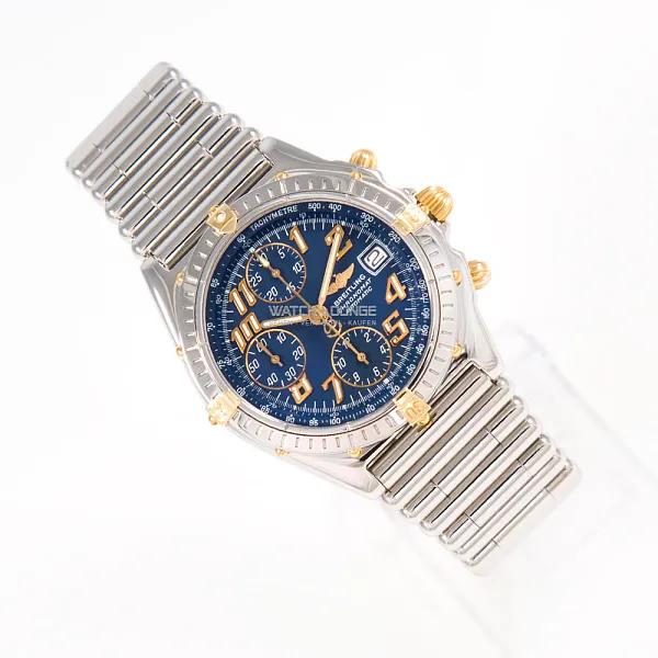 18023_watchlounge_lo.jpg