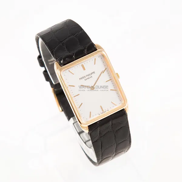 18048_watchlounge_lo.jpg