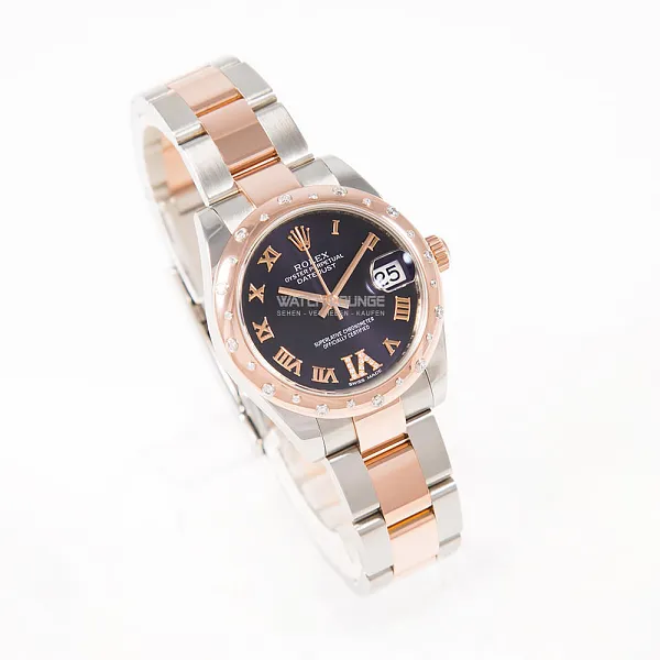 18059_watchlounge_lo.jpg