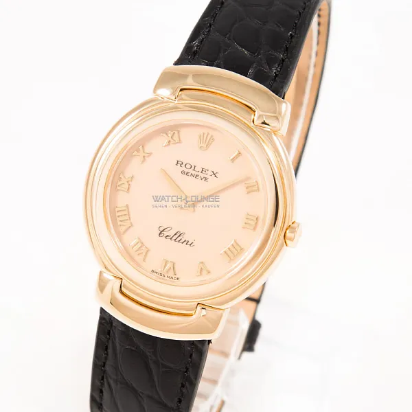 18077_watchlounge_lo_1.jpg