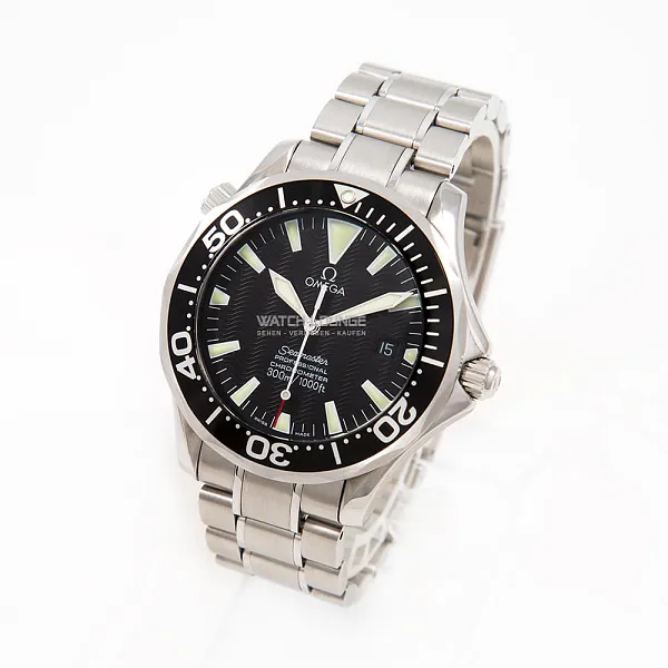 18100_watchlounge_lo.jpg