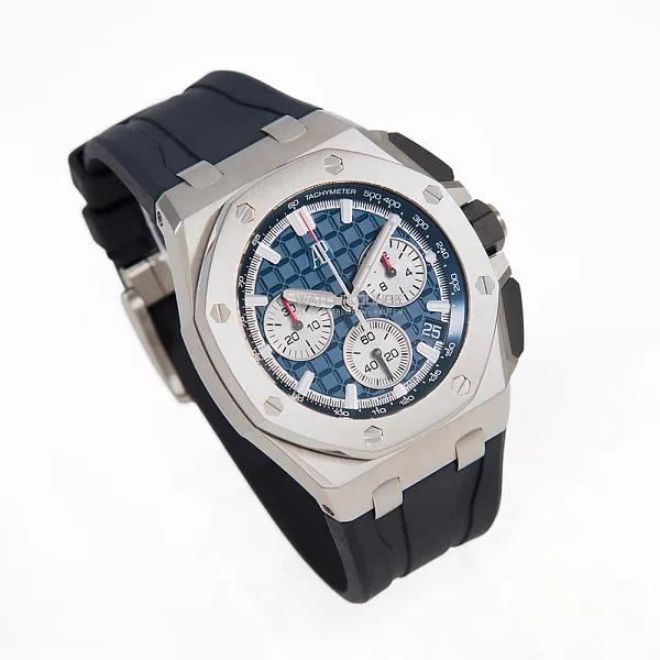 18110_watchlounge_lo.jpg