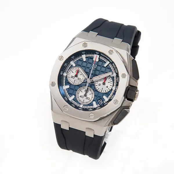 18111_watchlounge_lo.jpg