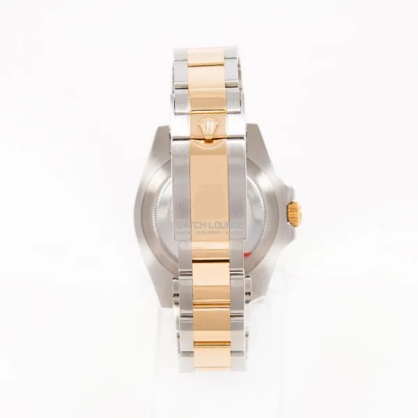 18138_watchlounge_lo.jpg