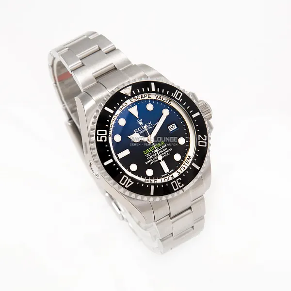 18146_watchlounge_lo.jpg