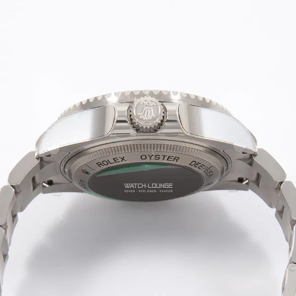 18148_watchlounge_lo.jpg