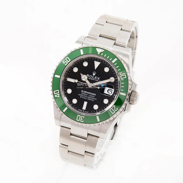 18158_watchlounge_lo.jpg