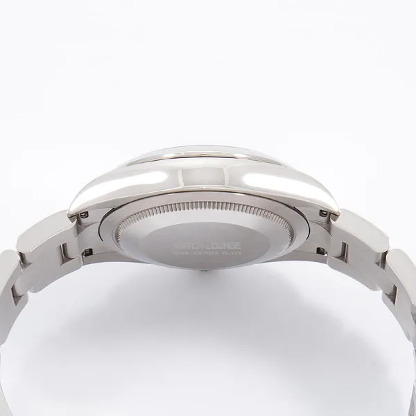 18175_watchlounge_lo.jpg