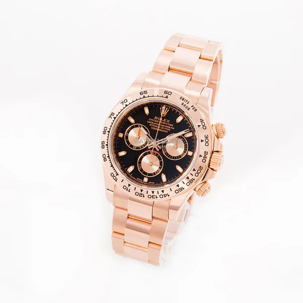 18197_watchlounge_lo_1.jpg