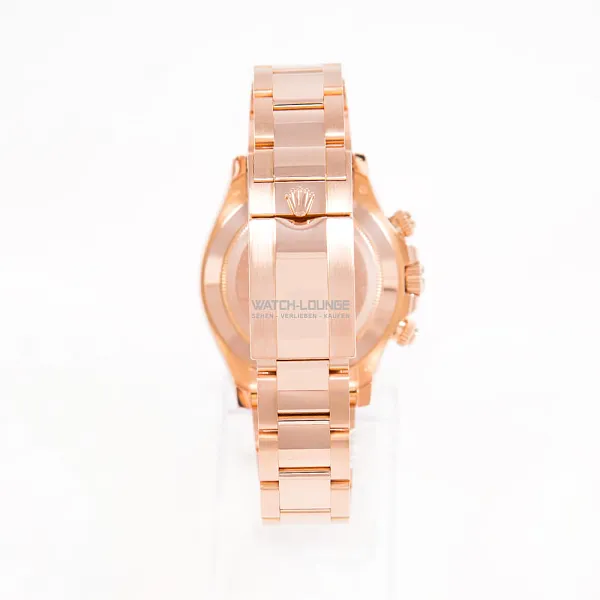 18201_watchlounge_lo_1.jpg
