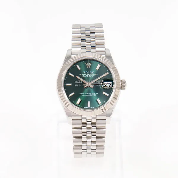 18234_watchlounge_lo.jpg