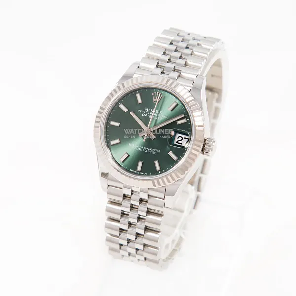 18236_watchlounge_lo.jpg