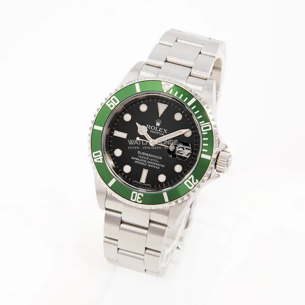 18245_watchlounge_lo.jpg