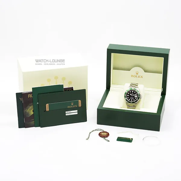 18250_watchlounge_lo.jpg