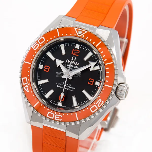 18311_watchlounge_lo_1.jpg