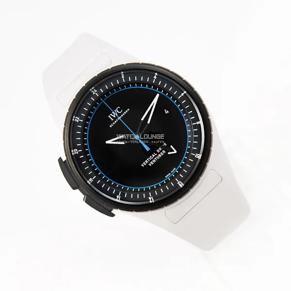 18335_watchlounge_lo.jpg