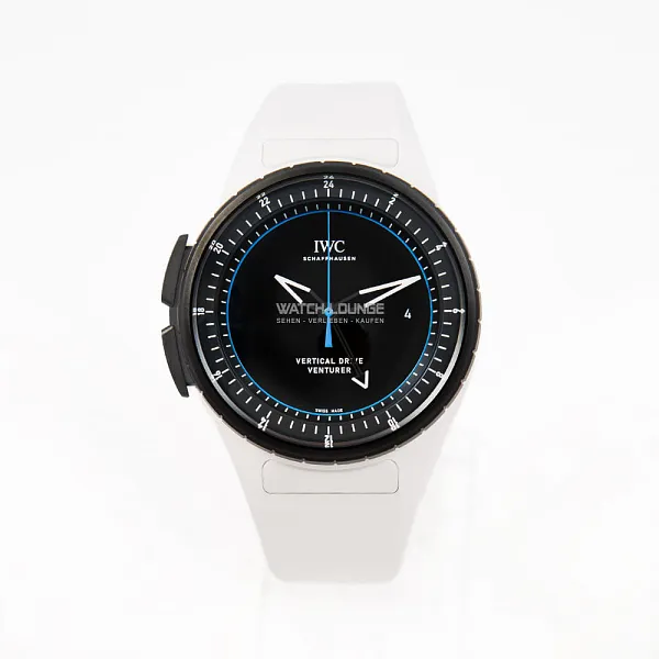 18336_watchlounge_lo.jpg