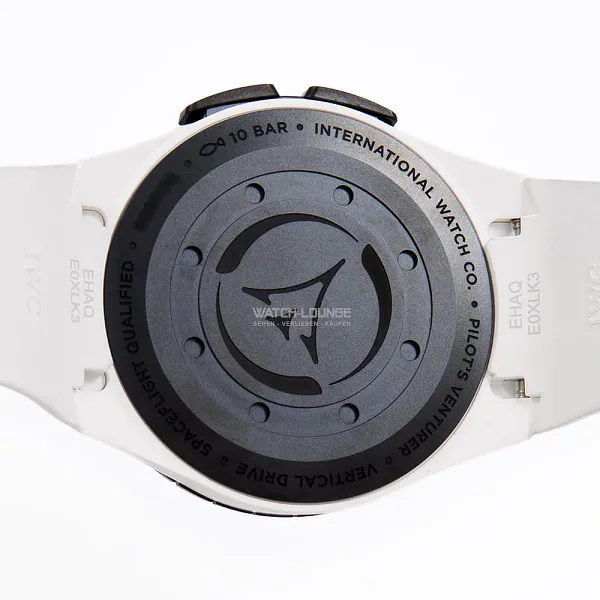 18341_watchlounge_lo.jpg