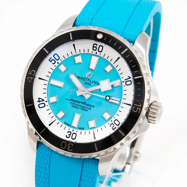 18345_watchlounge_lo_1.jpg