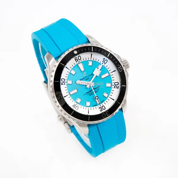 18348_watchlounge_lo.jpg