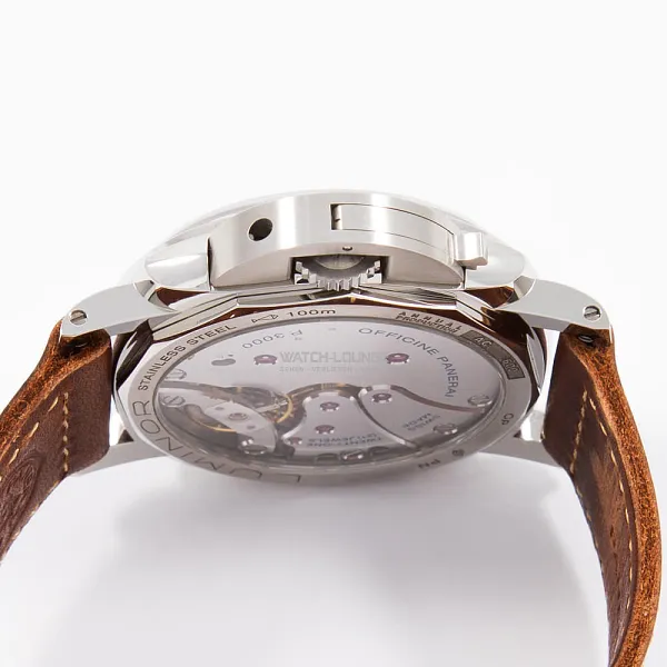 18362_watchlounge_lo.jpg