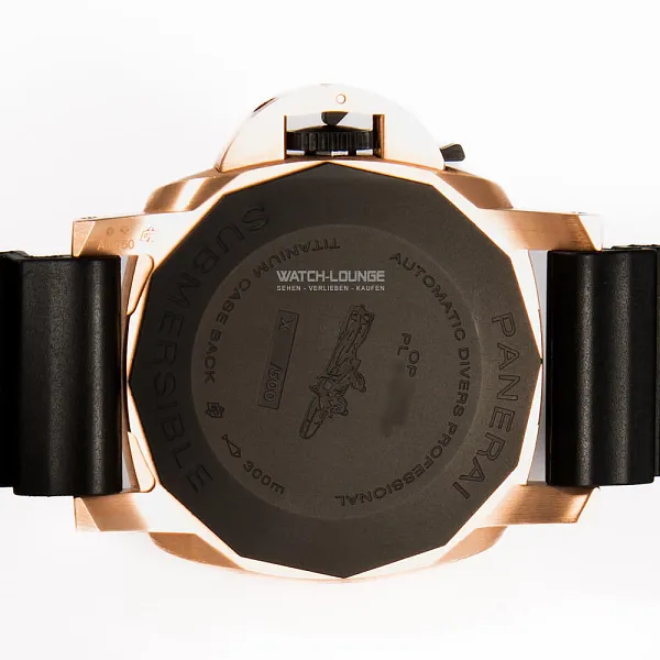 18375_watchlounge_lo.jpg