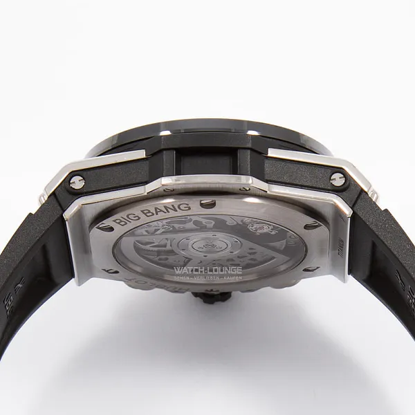 18396_watchlounge_lo.jpg