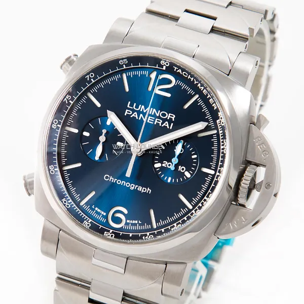 18401_watchlounge_lo_1.jpg