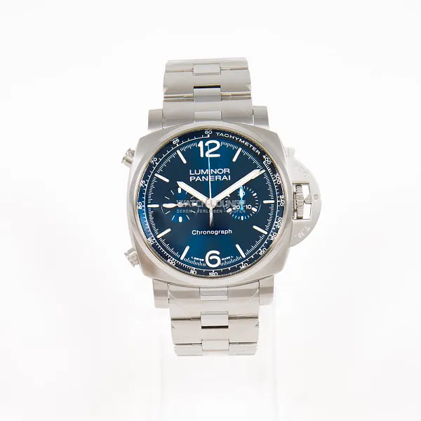 18403_watchlounge_lo.jpg